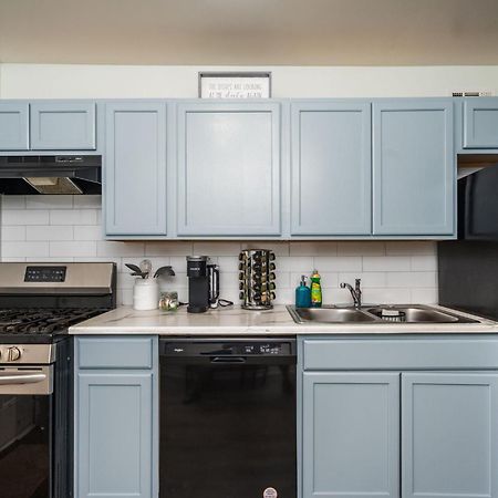Cozy 2Bd Retreat A Short Walk To Westside Beltline Apartment Atlanta Bagian luar foto